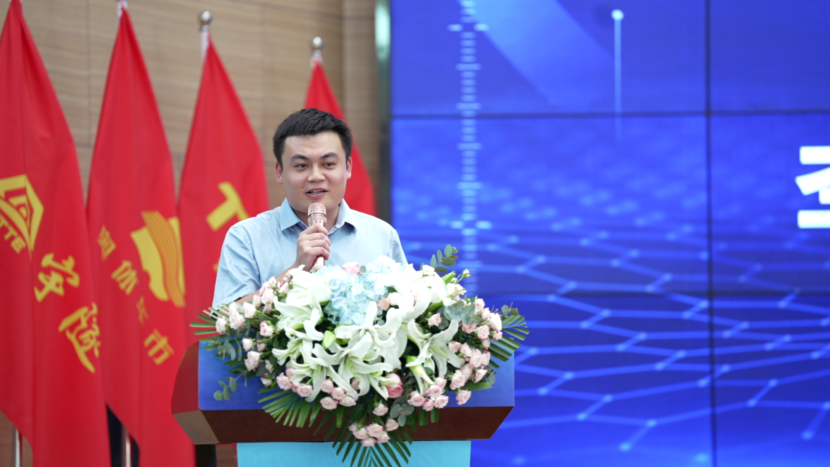 喜訊 | 重慶宇隧再次單筆億元設備采購簽約儀式圓滿舉行！