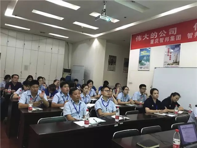 加強(qiáng)保密教育，增強(qiáng)保密觀念